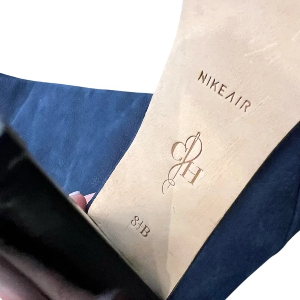 COLE HAAN Knee High Heeled Suede Boots Pull-On 8.5B Round Toe‎ Blue Suede Club